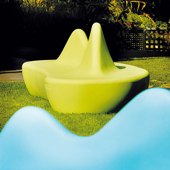 Bdlove Bench - 2002 - Por Ross Lovegrove.